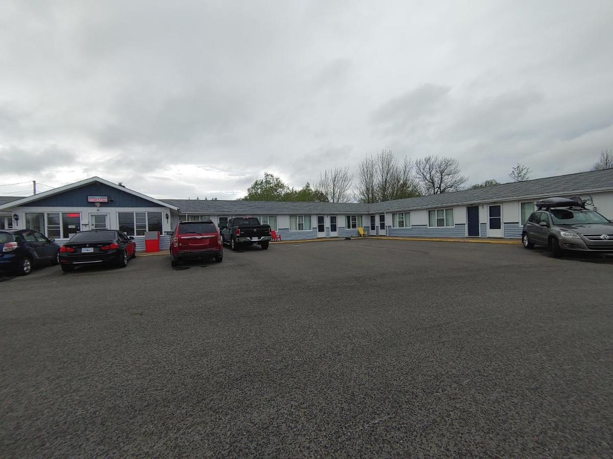 Highland Motel North Sydney Exterior photo